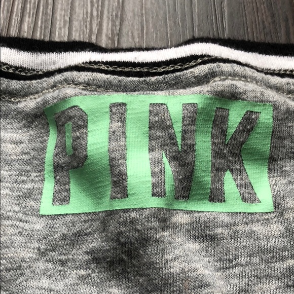 *SOLD* Victoria’s Secret PINK muscle tank - Picture 5 of 5